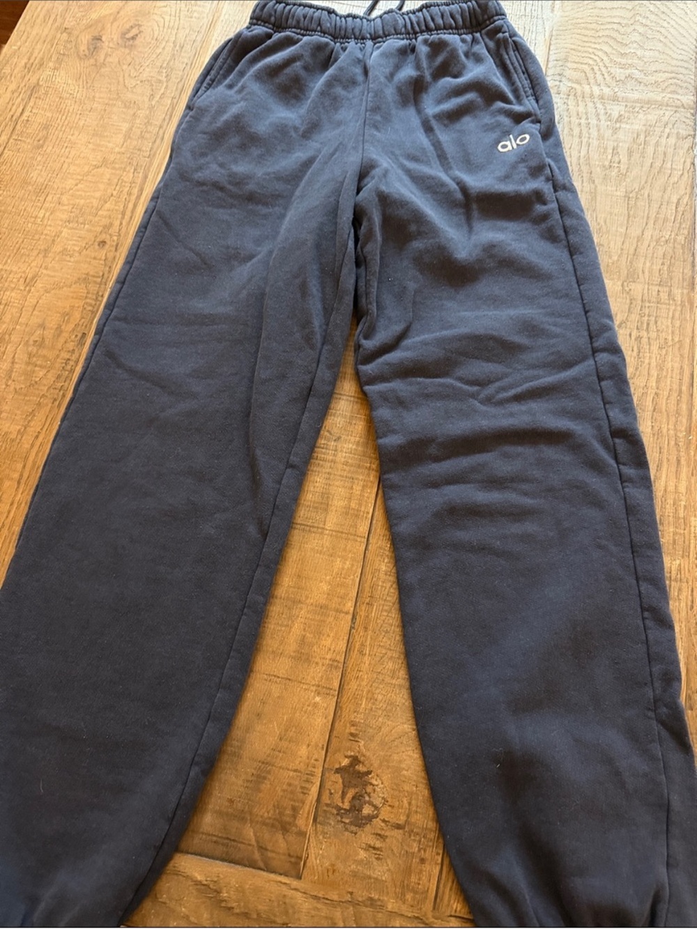 ALO Yoga Navy Accolade Sweatpants Navy Blue